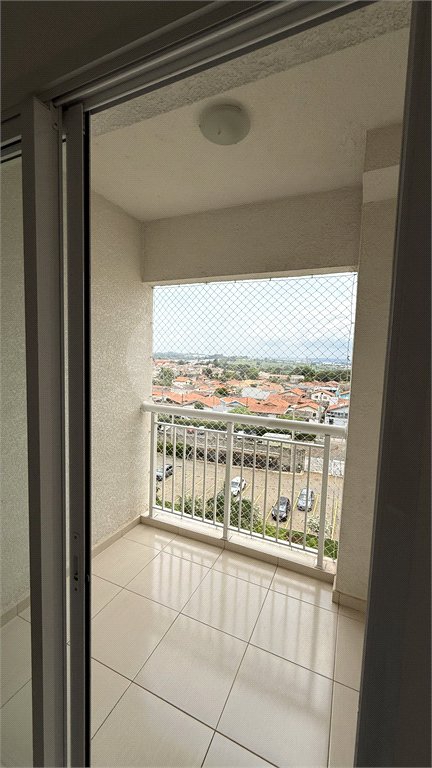 Apartamento à venda com 3 quartos, sendo 1 suíte,  em Jardim Nova Era, Salto, SP