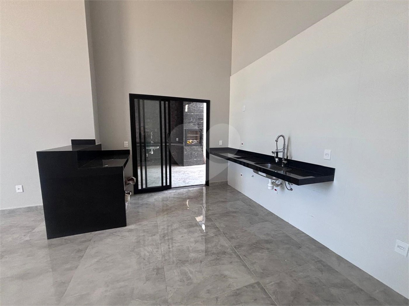 Casa à venda com 3 suítes no condomínio Villagio Wanel, Sorocaba - SP