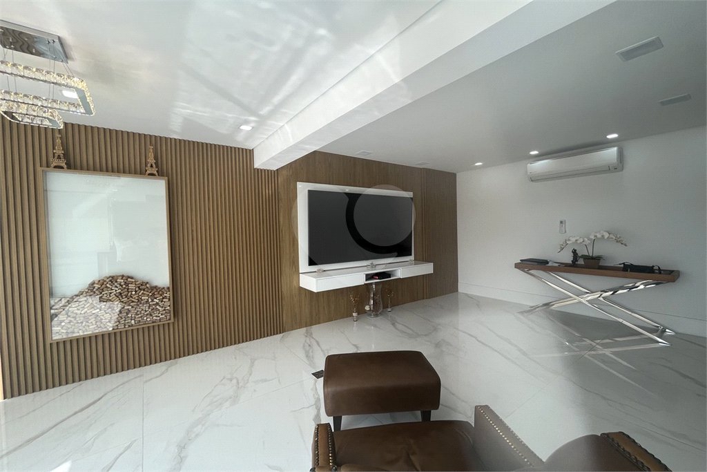Apartamento à venda com 2 suítes em Barra Funda, São Paulo, SP