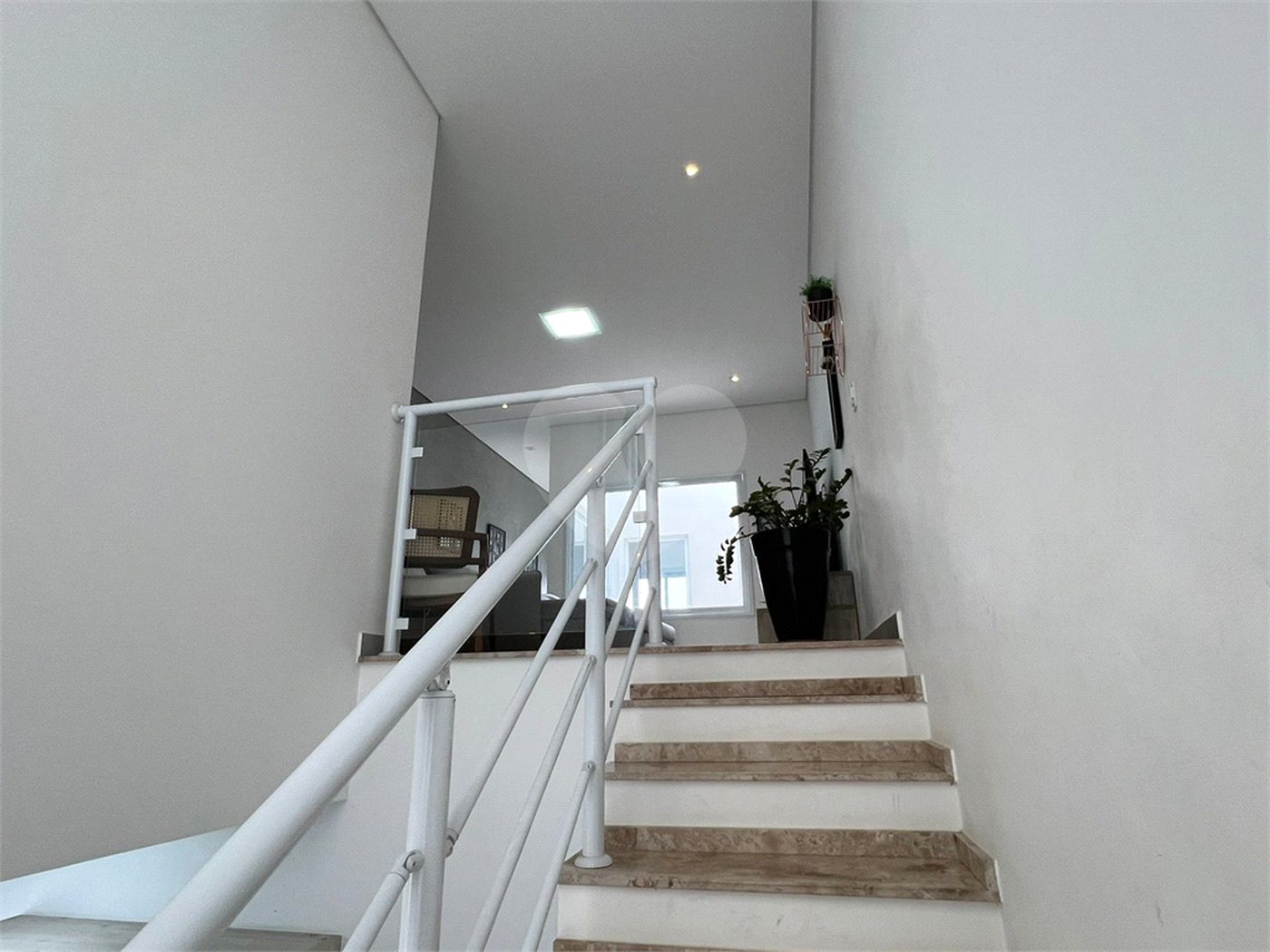 Casa à venda com 3 quartos, sendo 1 suíte,  no condomínio Golden Park Residence, Sorocaba - SP
