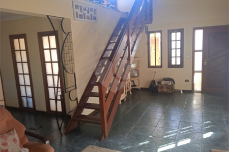 Casa à venda com 8 quartos, sendo 3 suítes, em Jardim Terceiro Centenário, Atibaia, SP