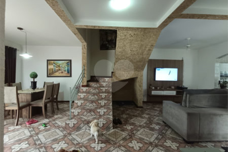 Casa à venda com 3 quartos, sendo 1 suíte, em Wanel Ville, Sorocaba, SP