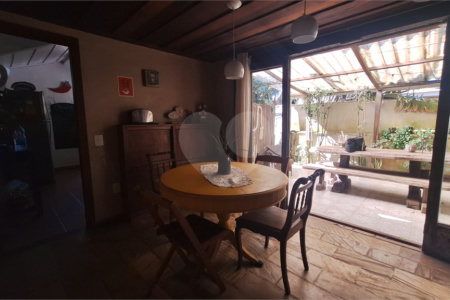 Casa à venda ou para alugar com 6 suítes em Marina, Armação dos Búzios, RJ
