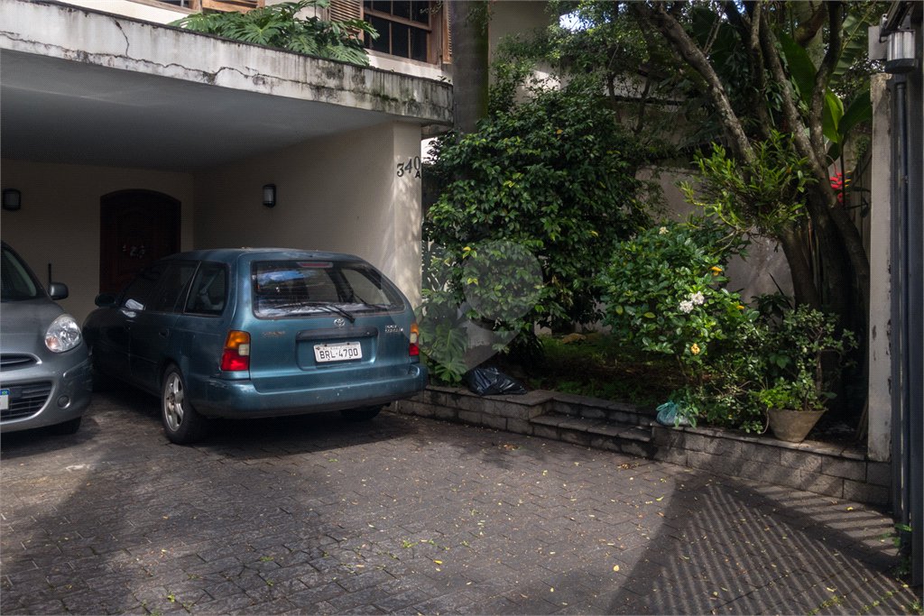 Casa à venda com 3 quartos, sendo 2 suítes, em Granja Julieta, São Paulo, SP
