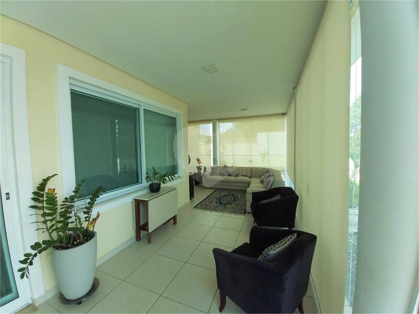 Casa à venda com 4 suítes no condomínio Aldeia da Serrinha, Sorocaba - SP