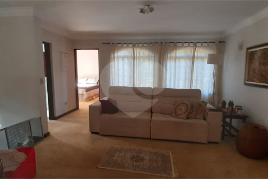 Casa à venda com 3 quartos, sendo 1 suíte, no condomínio Sausalito, Mairiporã - SP