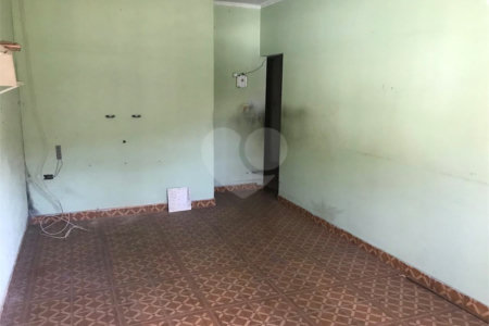 Casa à venda com 2 quartos em Vila Vitório Mazzei, São Paulo, SP