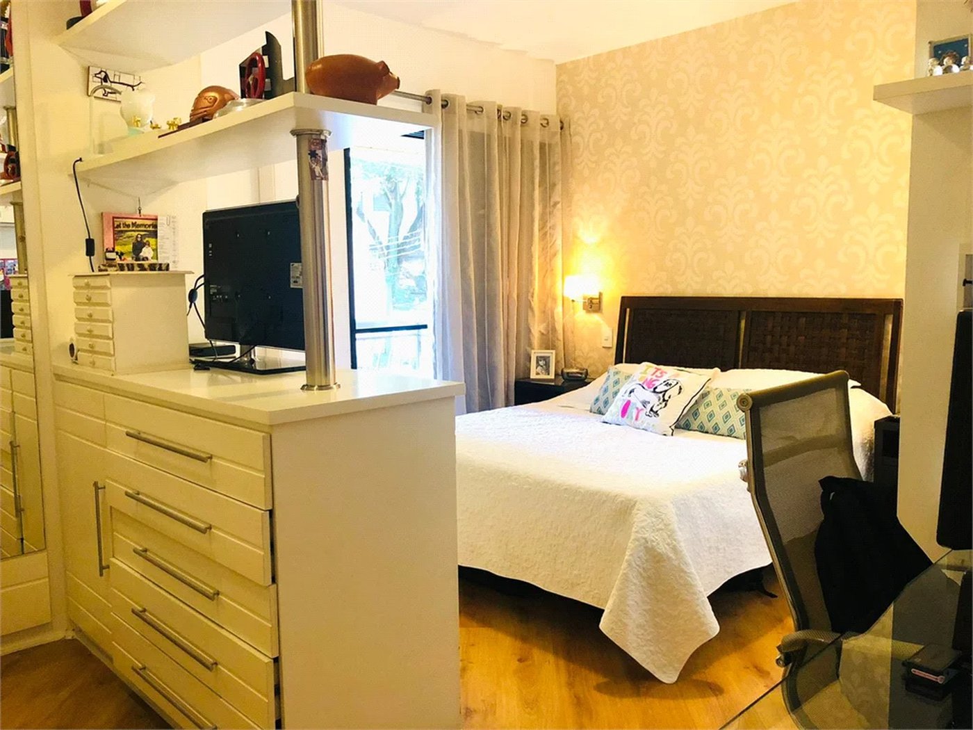 Apartamento à venda com 3 quartos, sendo 2 suítes, em Real Parque, São Paulo, SP