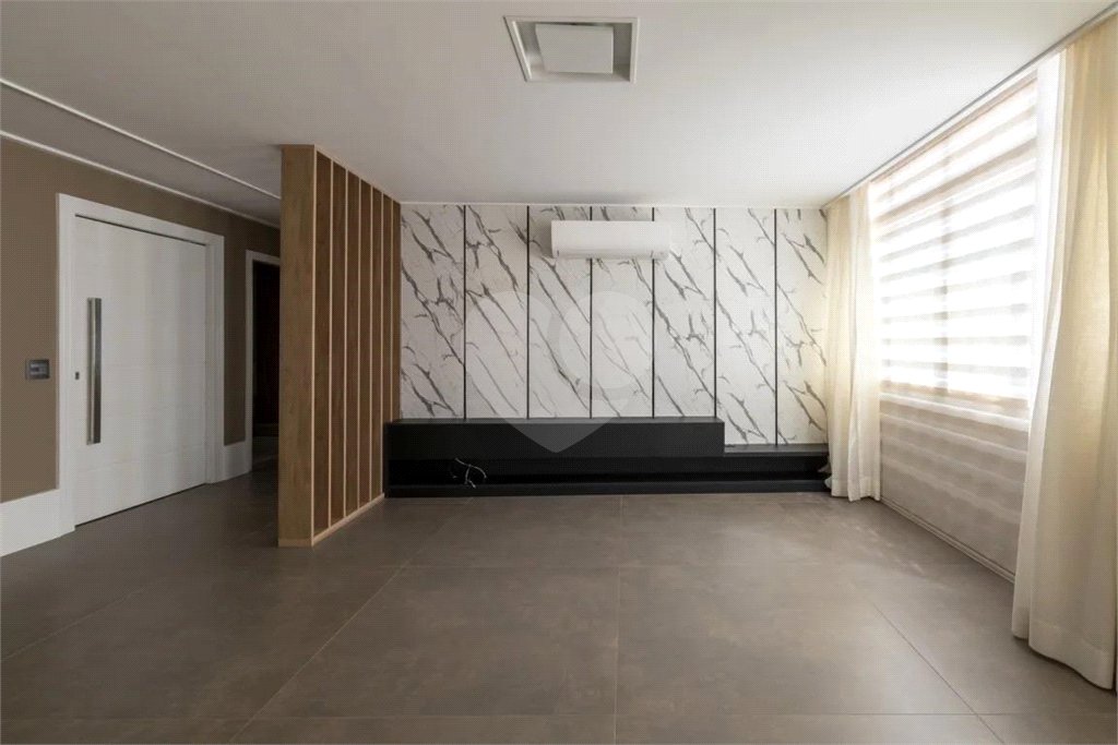 Apartamento à venda com 4 quartos, sendo 1 suíte, em Liberdade, São Paulo, SP
