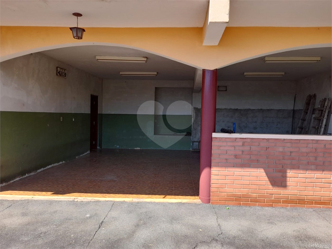 Casa à venda com 5 quartos, sendo 1 suíte, em Chácaras Bom Tempo, Franco da Rocha, SP