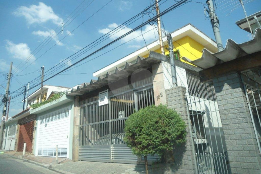 Sobrado à venda com 3 quartos em Parada Inglesa, São Paulo, SP