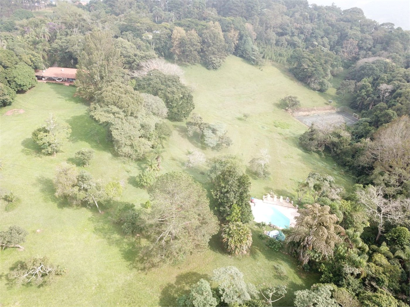 Chácara à venda com 5 quartos em Volta Grande (são João Novo), São Roque, SP