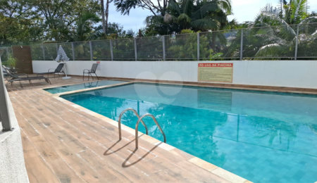 Casa à venda com 2 suítes no condomínio Village Palmas, São Paulo - SP