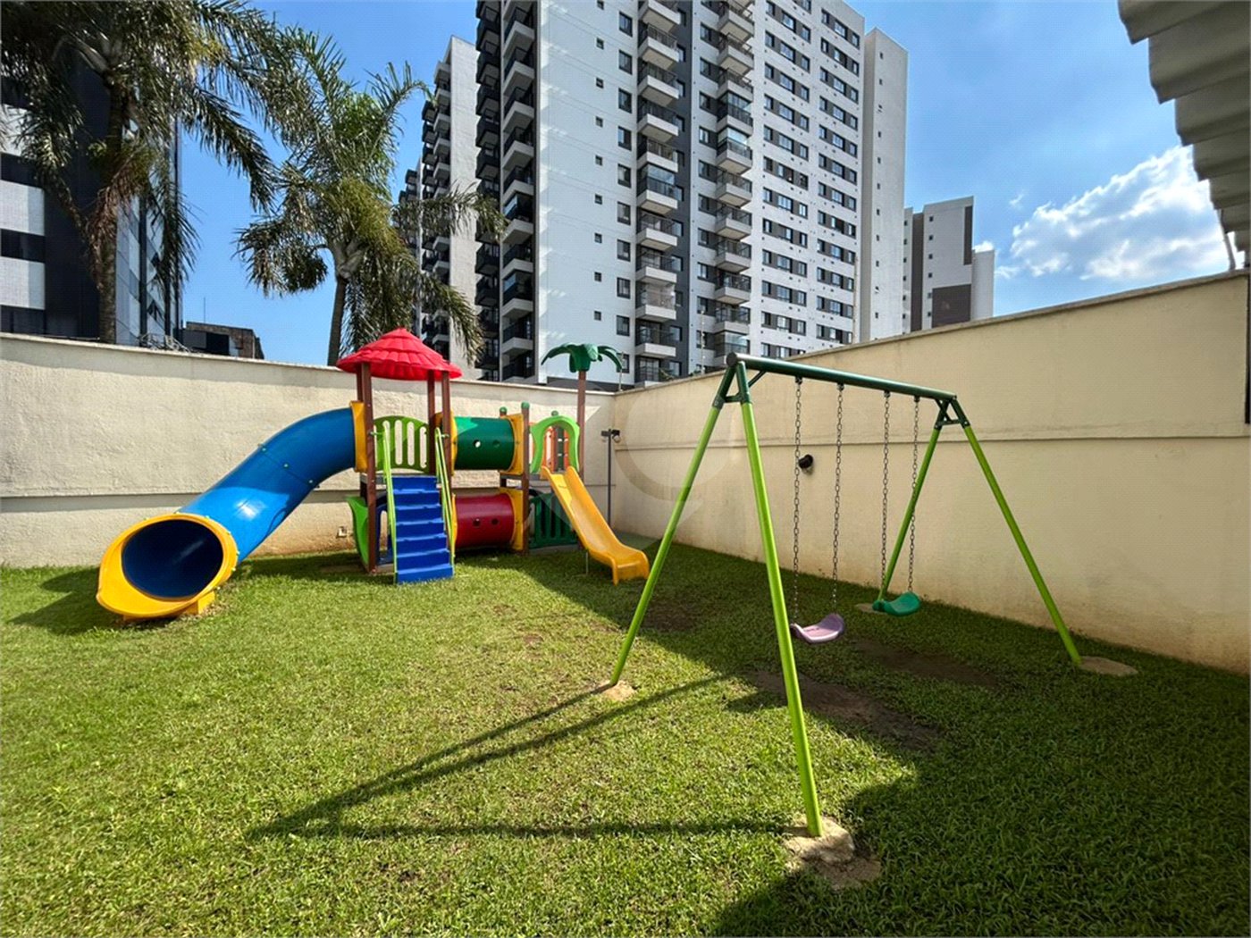Apartamento à venda com 3 quartos, sendo 1 suíte,  em Planalto Paulista, São Paulo, SP