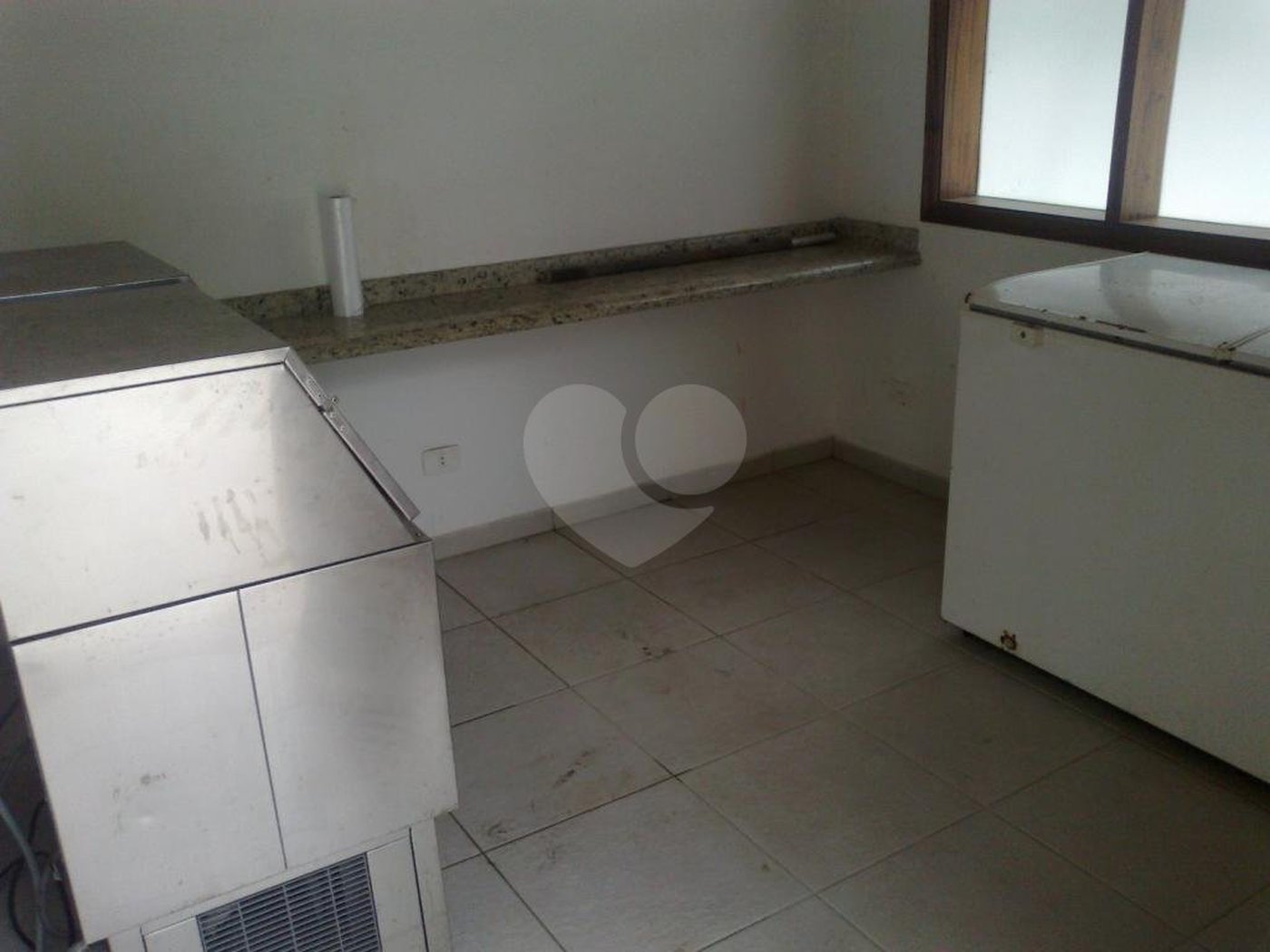 Sobrado à venda com 5 suítes em Enseada, Bertioga, SP