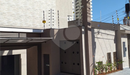 Casa à venda ou para alugar com 3 quartos, sendo 1 suíte,  no condomínio martinha, São Paulo - SP
