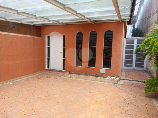 Casa para alugar com 4 quartos, sendo 1 suíte,  em Chácara Santo Antônio, São Paulo, SP