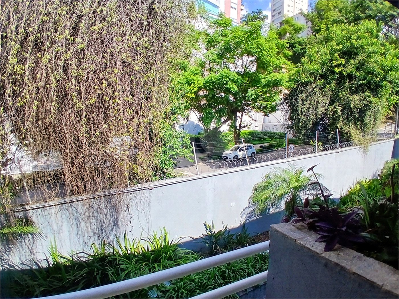 Casa à venda com 3 quartos, sendo 1 suíte, em Perdizes, São Paulo, SP