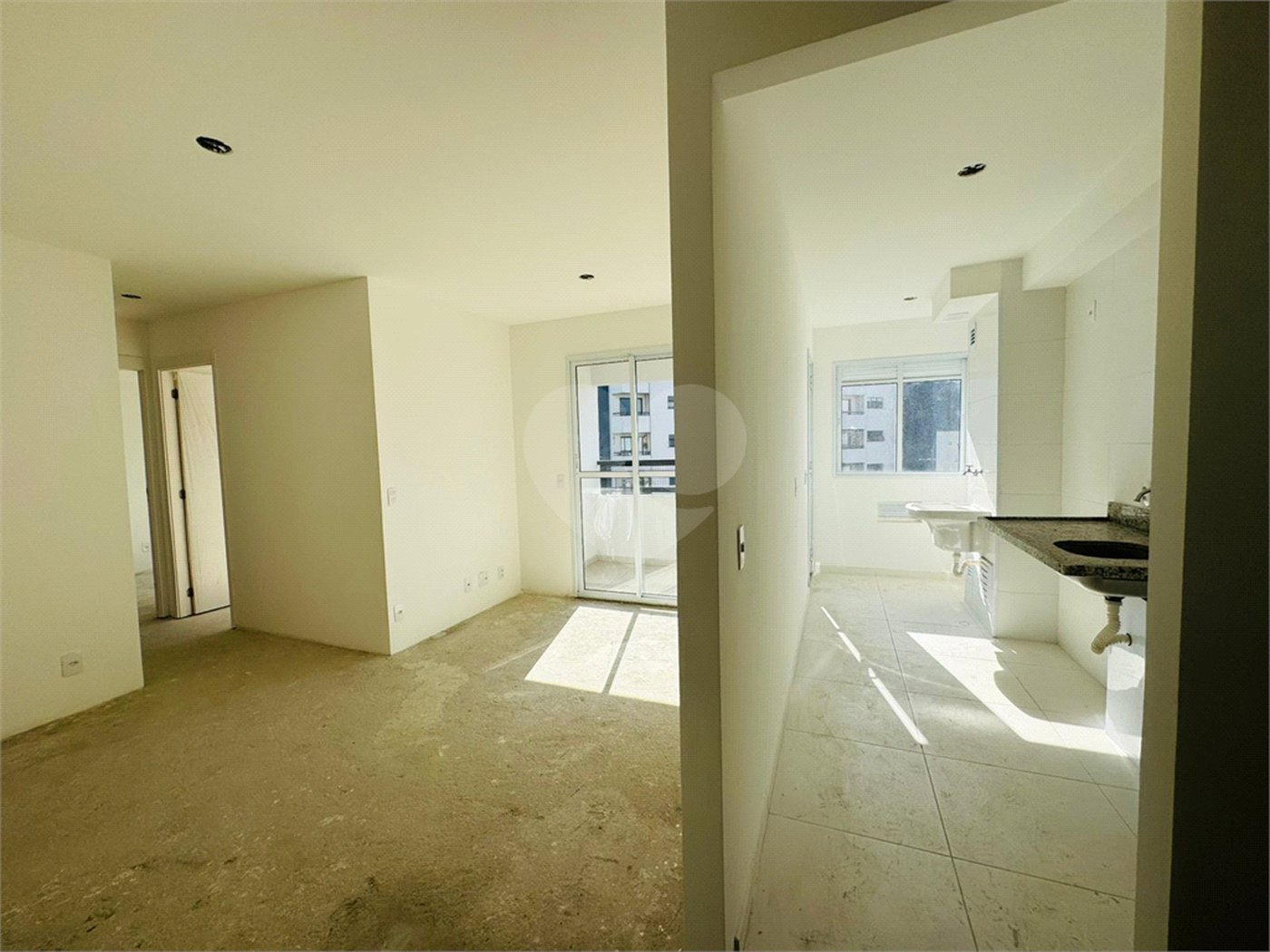 Apartamento à venda com 2 quartos, sendo 1 suíte, em Vila Rosália, Guarulhos, SP