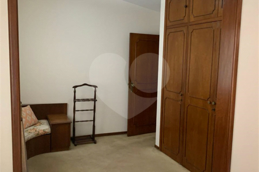 Sobrado à venda com 3 quartos, sendo 2 suítes, em Jardim São Bento, São Paulo, SP