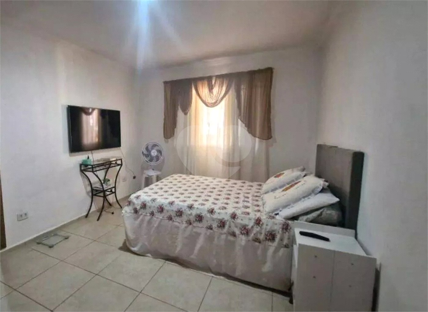 Sobrado à venda com 8 quartos em Vila Guarani, São Paulo, SP