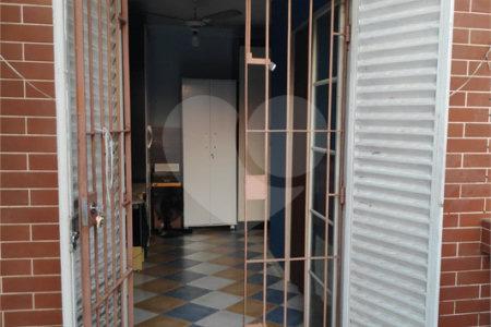 Casa à venda com 3 quartos, sendo 1 suíte, em Vila Nivi, São Paulo, SP