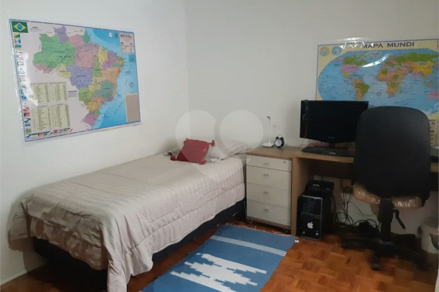 Sobrado à venda com 3 quartos, sendo 1 suíte, em Horto, São Paulo, SP