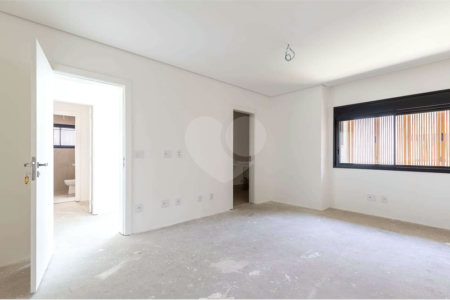 Casa à venda com 4 suítes no condomínio Unyco, São Paulo - SP