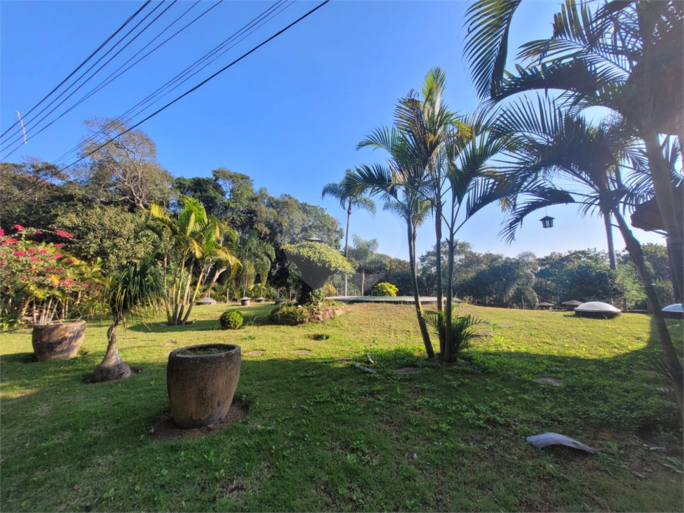 Casa à venda com 2 suítes no condomínio Associação Reserva das Hortênsias, Mairiporã - SP