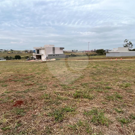 Terreno à venda no Centro, Cravinhos, SP