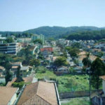 Sobrado à venda com 4 quartos, sendo 3 suítes, em Horto, São Paulo, SP