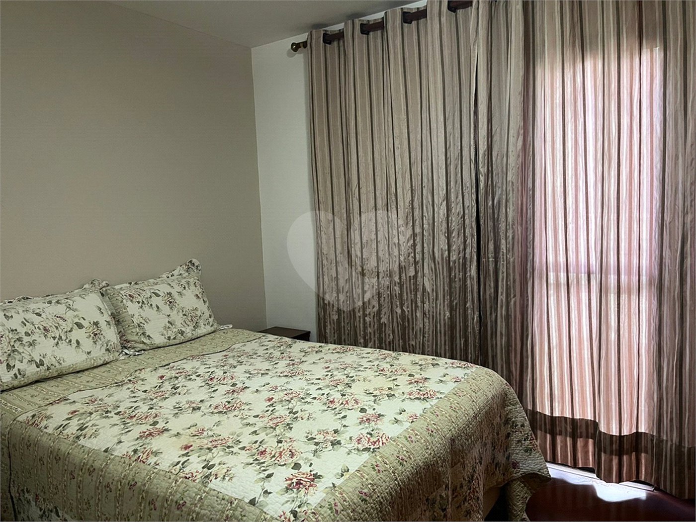 Casa à venda com 2 quartos, sendo 1 suíte, no condomínio Villa Faenza, São Paulo - SP