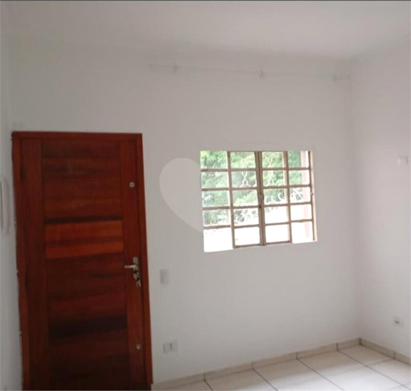Sobrado à venda com 3 quartos, sendo 1 suíte, em Jardim Las Vegas, Santo André, SP
