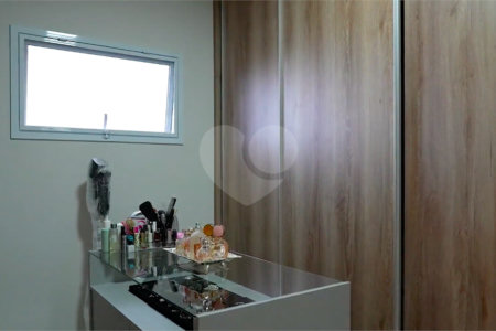 Casa à venda com 3 suítes no condomínio Residencial Terras de Vinhedo, Vinhedo - SP