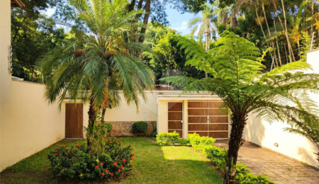 Casa para alugar com 4 quartos, sendo 2 suítes,  no condomínio Comendador Elias Zarzur, São Paulo - SP