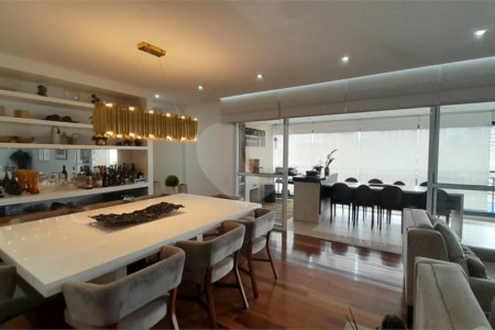 Apartamento à venda com 3 suítes em Nova Petrópolis, São Bernardo do Campo, SP