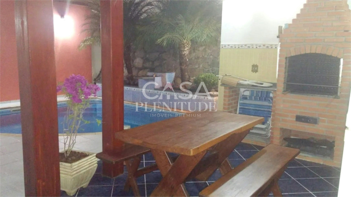 Casa Térrea à venda com 2 quartos, sendo 1 suíte, em Jardim Ipanema, Sorocaba, SP