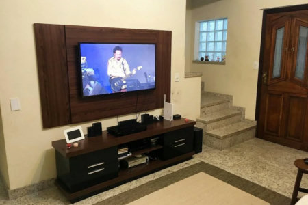 Sobrado à venda com 4 quartos, sendo 1 suíte,  em Jardim Sarah, São Paulo, SP