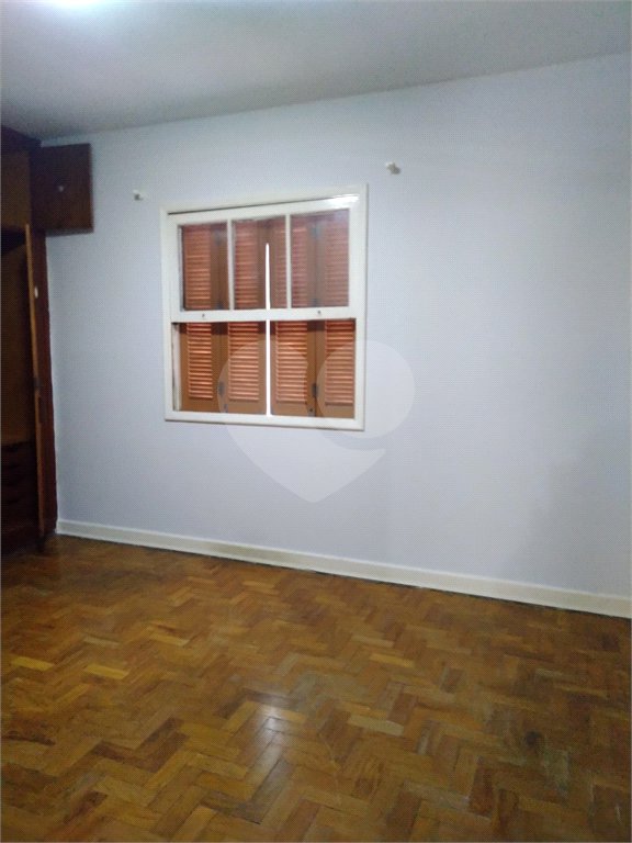Sobrado à venda com 3 quartos em Vila Cordeiro, São Paulo, SP