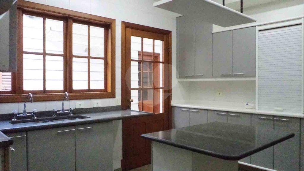Casa à venda com 4 suítes no condomínio Jatoba, São Paulo - SP