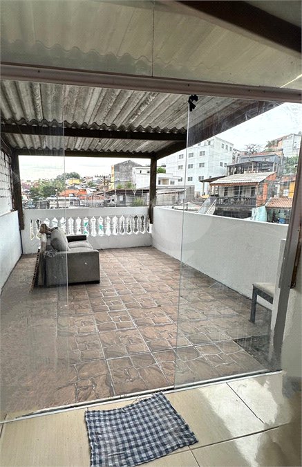 Sobrado à venda com 3 quartos em Jardim das Esmeraldas, São Paulo, SP