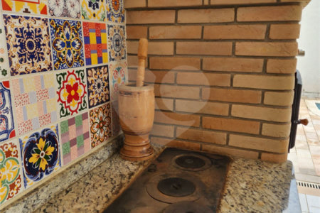 Casa à venda com 4 suítes no condomínio Pedra Grande, Atibaia - SP