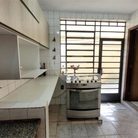 Sobrado à venda com 3 quartos, sendo 2 suítes, em Jardim Ester Yolanda, São Paulo, SP