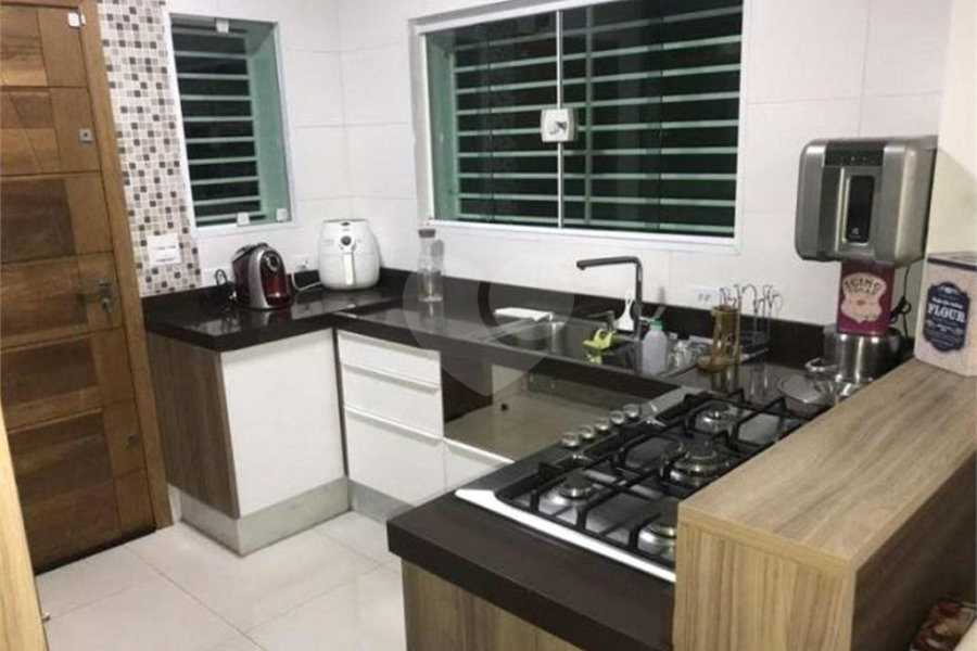 Sobrado à venda com 3 quartos, sendo 2 suítes, em Tremembé, São Paulo, SP