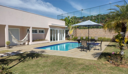 Casa à venda com 4 suítes no condomínio Horizonte Azul II, Itupeva - SP