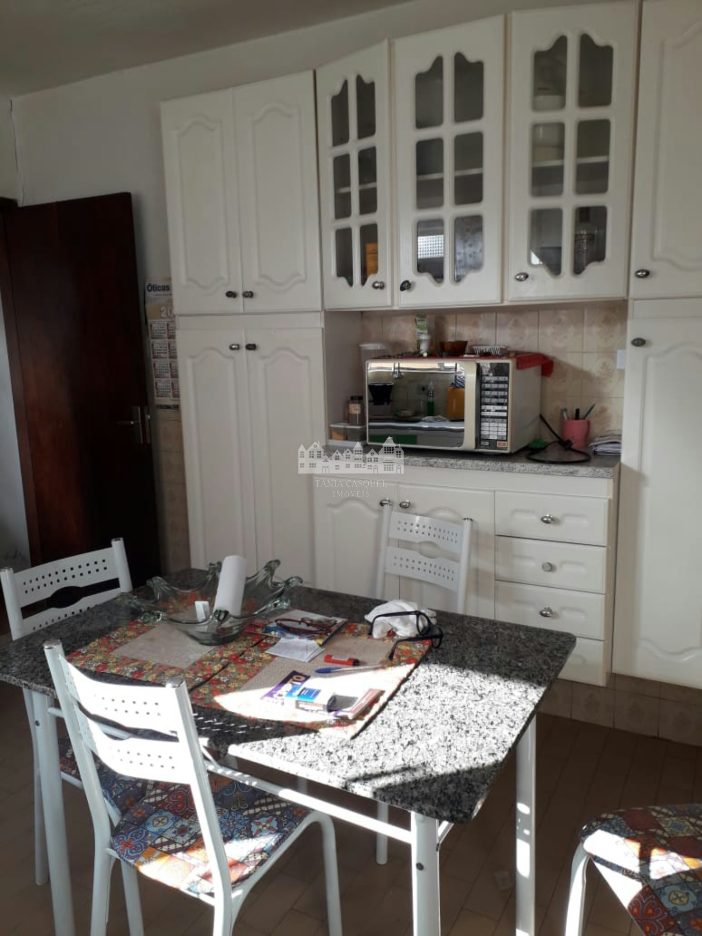 Casa à venda com 5 quartos no Centro de Atibaia/SP | Duas casas no mesmo terreno