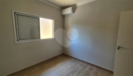 Casa à venda com 3 suítes no condomínio Residencial Villa Di Treviso, Vinhedo - SP
