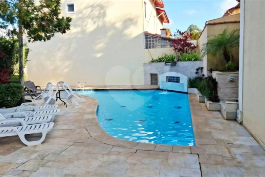 Casa à venda com 3 quartos, sendo 1 suíte, no condomínio Villas de São Francisco I, São Paulo - SP