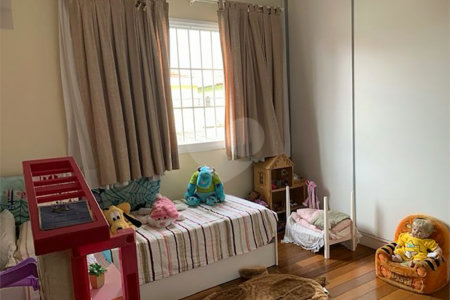 Sobrado à venda com 3 quartos em Vila Paulicéia, São Paulo, SP
