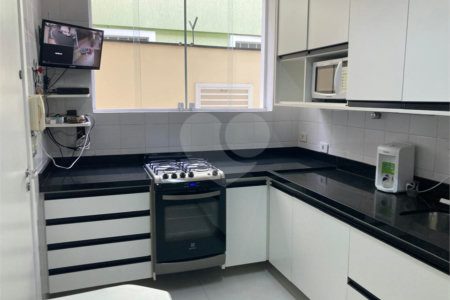 Casa para alugar com 3 quartos, sendo 1 suíte, em Santo Amaro, São Paulo, SP